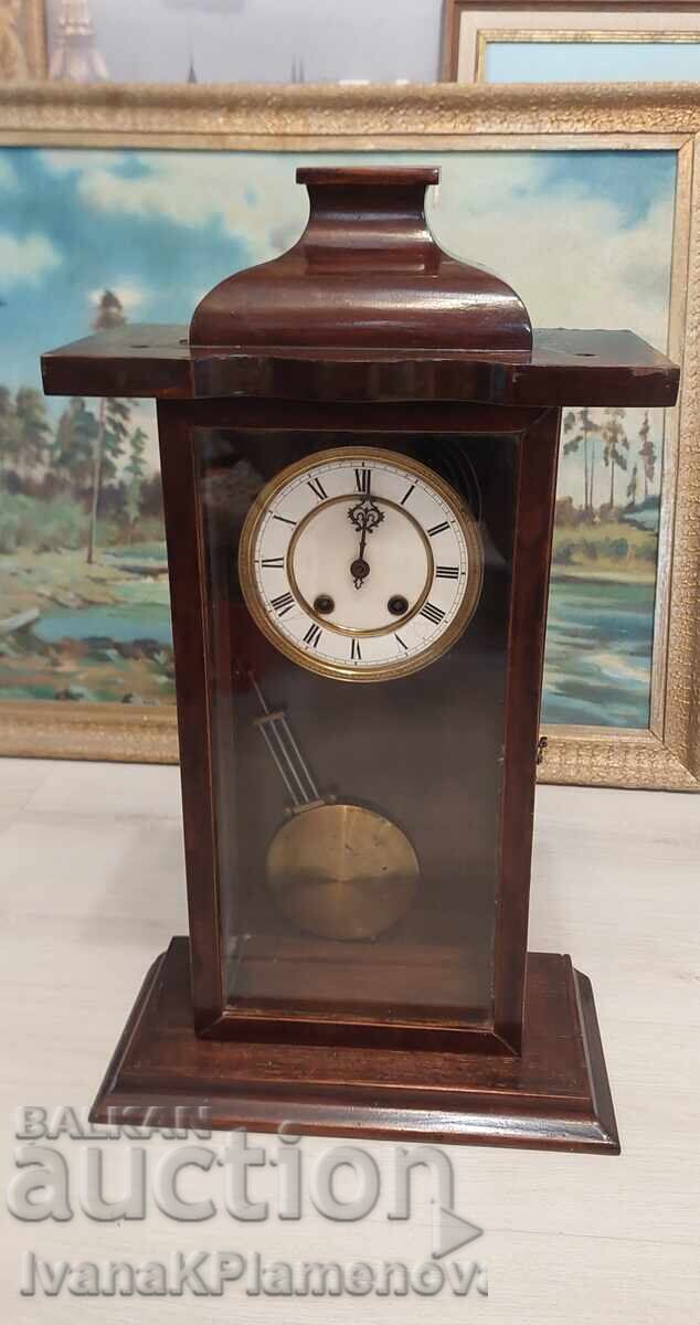 Vintage μηχανικό ρολόι τοίχου για συλλέκτες