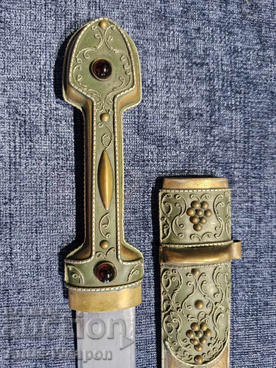 Pumnal, cuțit, kama, kard, karakulak