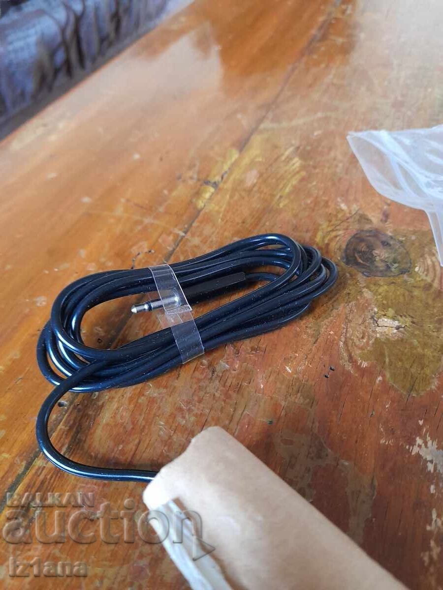 Delivery of Vintage Toshiba microphone