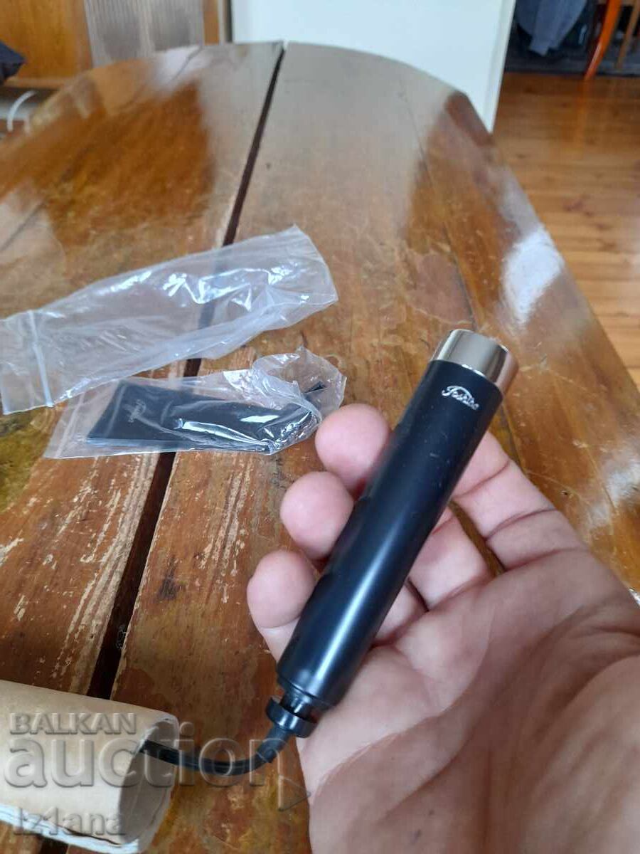 Vintage Toshiba microphone - 5