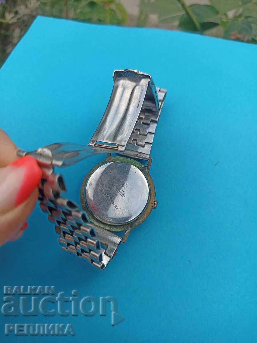 Auction  Aretta collectible watch