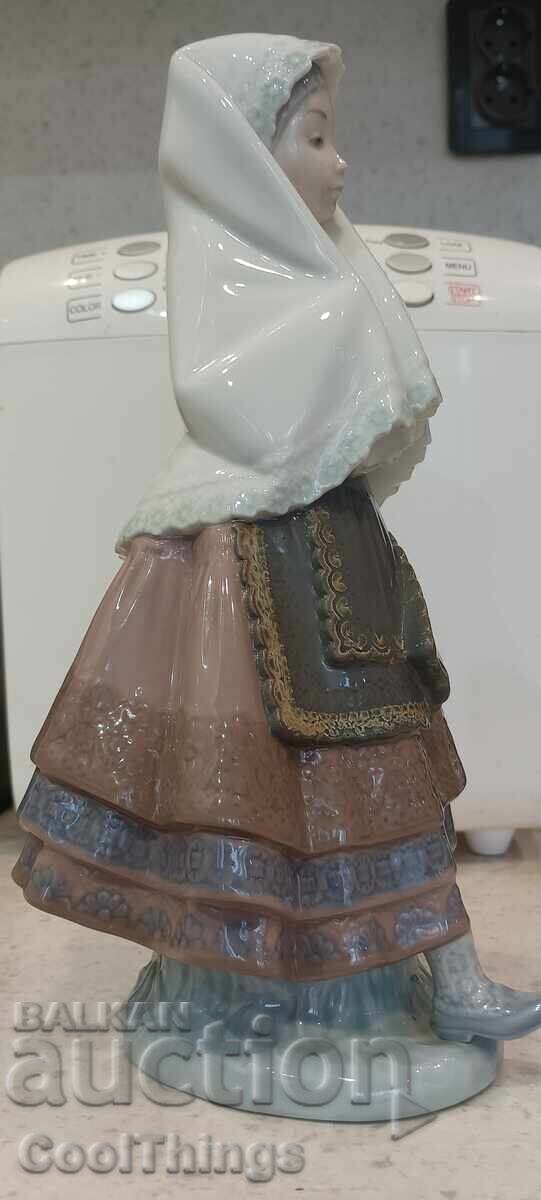 LLADRO hand made in Spain с цена € 0.01 | 0.02 лв.