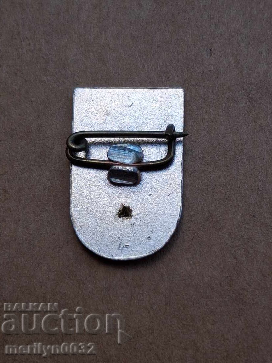 Нагръден знак Преслав бадж значка с цена € 15.00 | 29.34 лв.