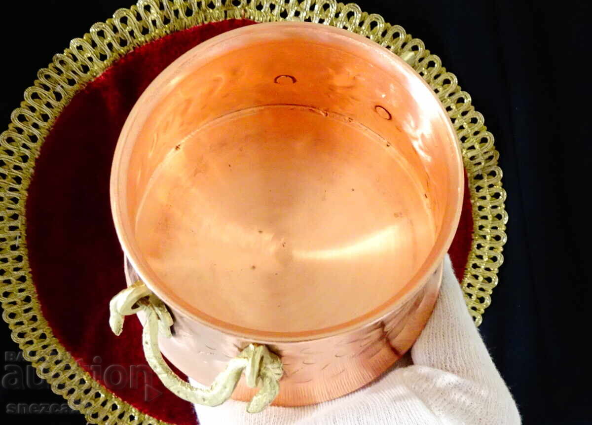 Copper cauldron with handles, pure red copper with price € 32.99 | 64.52 BGN