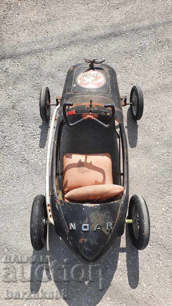 Auction  Vintage pedal car Bolid