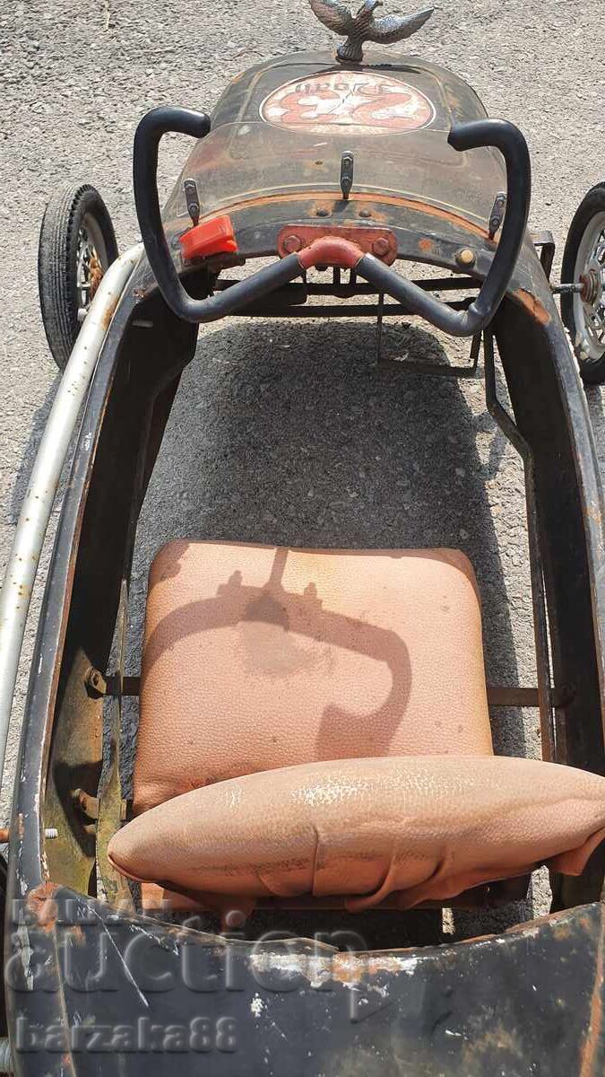 Vintage pedal car Bolid - 7