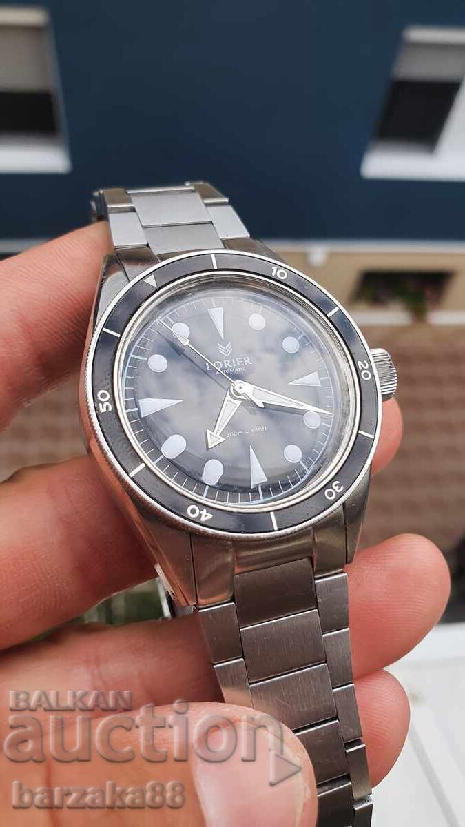 Доставка на Мъжки самонавиващ часовник lorier Neptune 24 jewels Доставка на Мъжки самонавиващ часовник lorier Neptune 24 jewels
