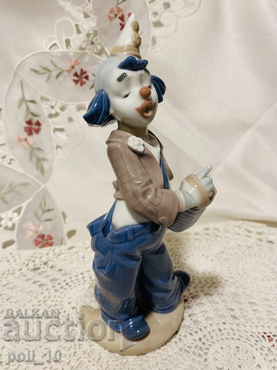figurina de portelan cu preț € 30.00 | 58.68 BGN