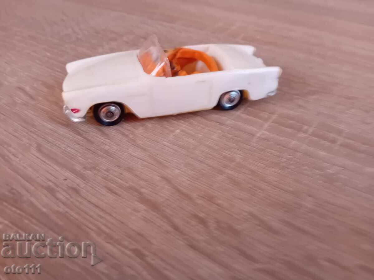 СТАРА ИГРАЧКА SIMCA OCEANE - СССР с цена € 10.00 | 19.56 лв.