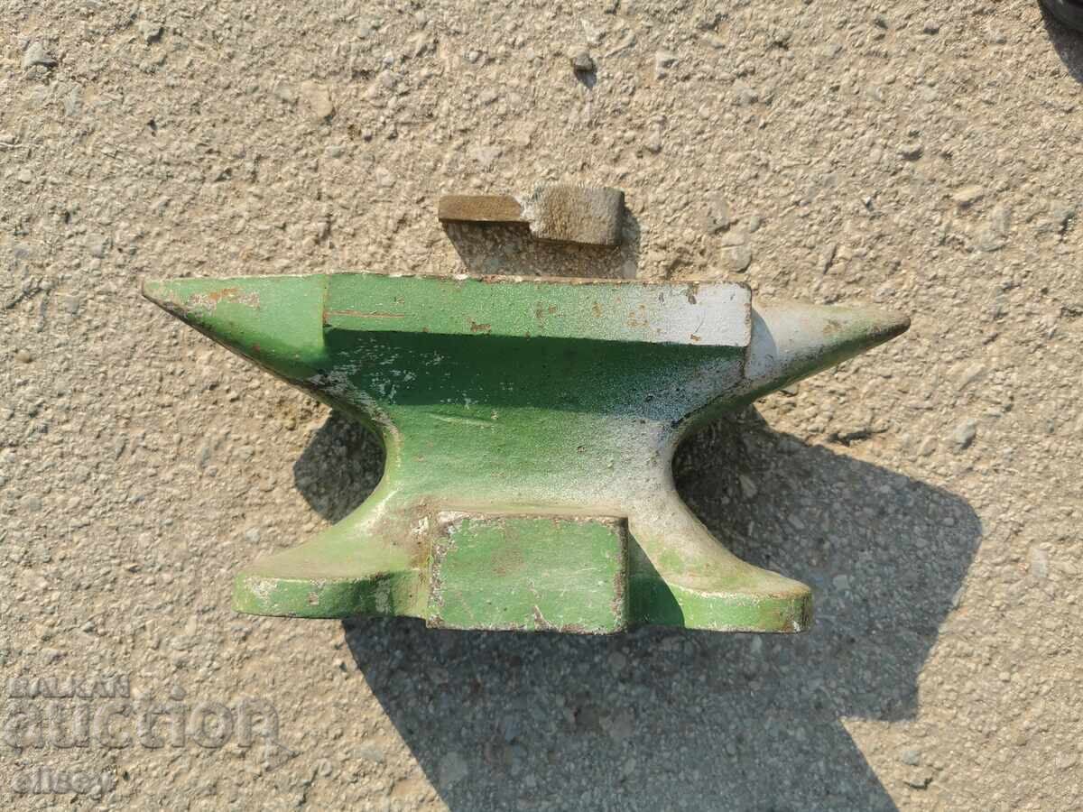 Nicovală germană 8,7 kg, model rar import Germania - 5 Nicovală germană 8,7 kg, model rar import Germania - 5