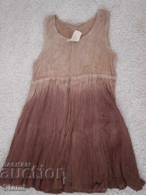 Rochie indiană maro ombre mărimea 38, nouă cu preț € 16.12 | 31.53 BGN Rochie indiană maro ombre mărimea 38, nouă cu preț € 16.12 | 31.53 BGN