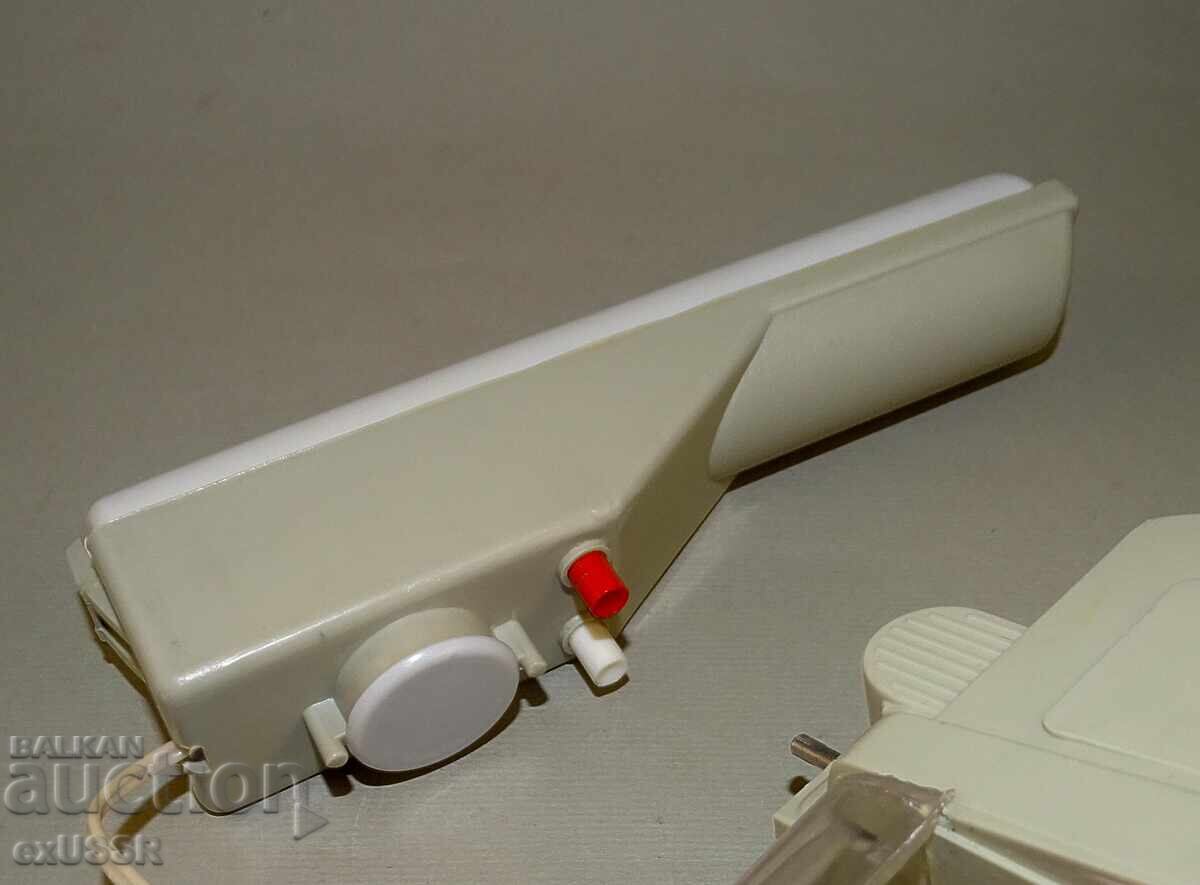 Old Bulgarian socialist toy helicopter battery-operated - 6