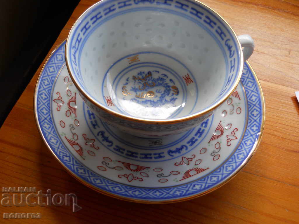 Ceașcă de ceai cu farfurioară "Jingdezhen" - China cu preț € 12.80 | 25.03 BGN Ceașcă de ceai cu farfurioară "Jingdezhen" - China cu preț € 12.80 | 25.03 BGN