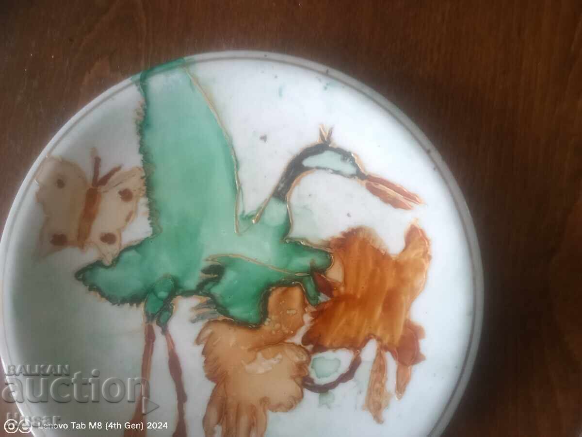 Аукцион Порцелан чиния ръчно рисувана птица