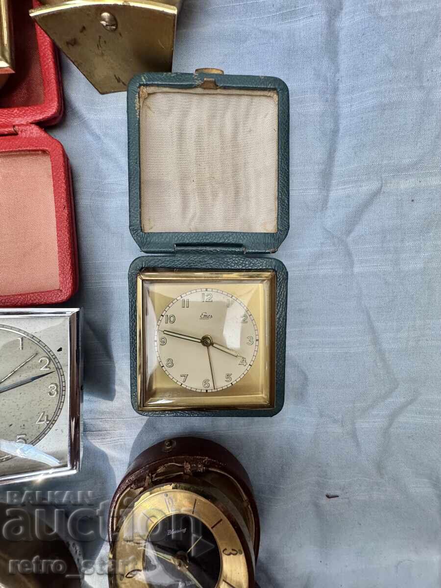 Livrarea Ceasuri deșteptătoare vintage 11 bucăți