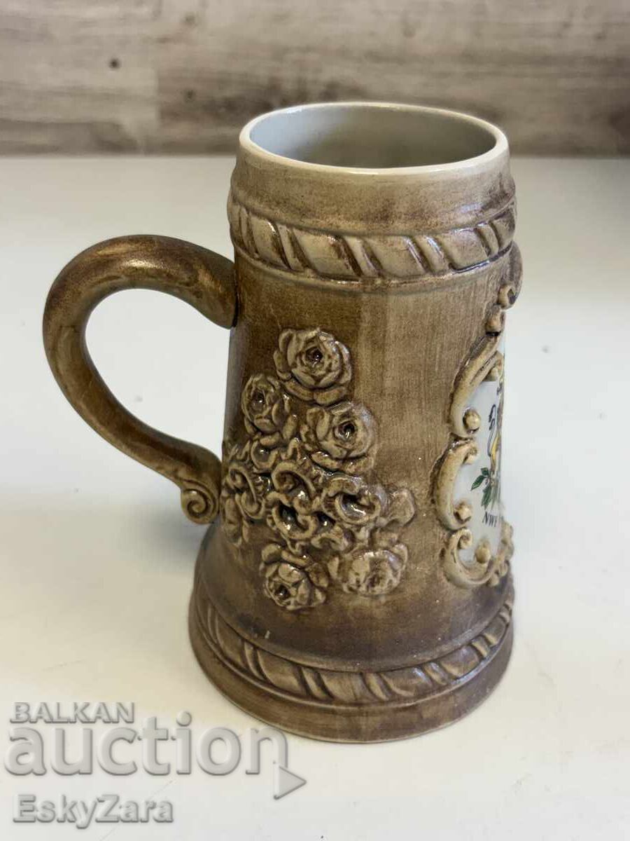 Cană din ceramică germană cu preț € 20.00 | 39.12 BGN