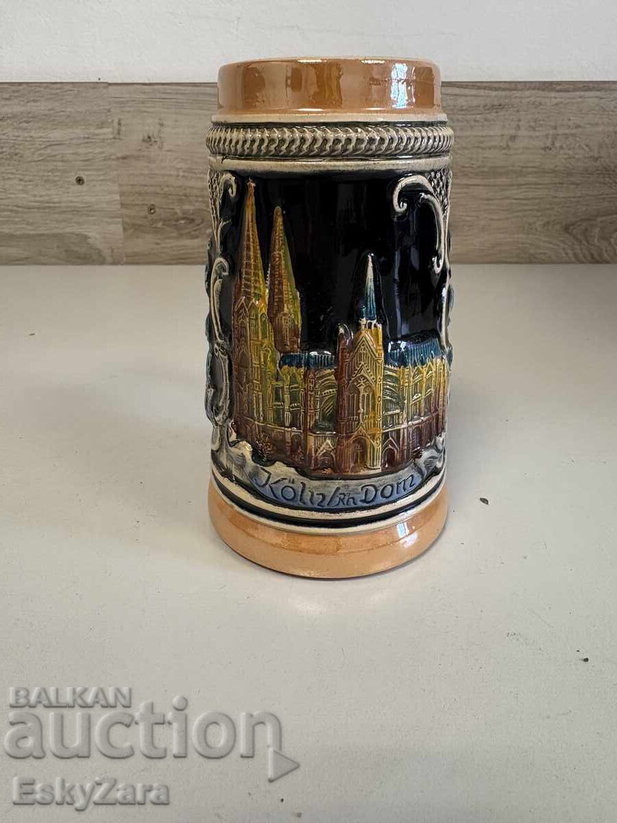 Cană tradițională germană din ceramică cu preț € 20.00 | 39.12 BGN