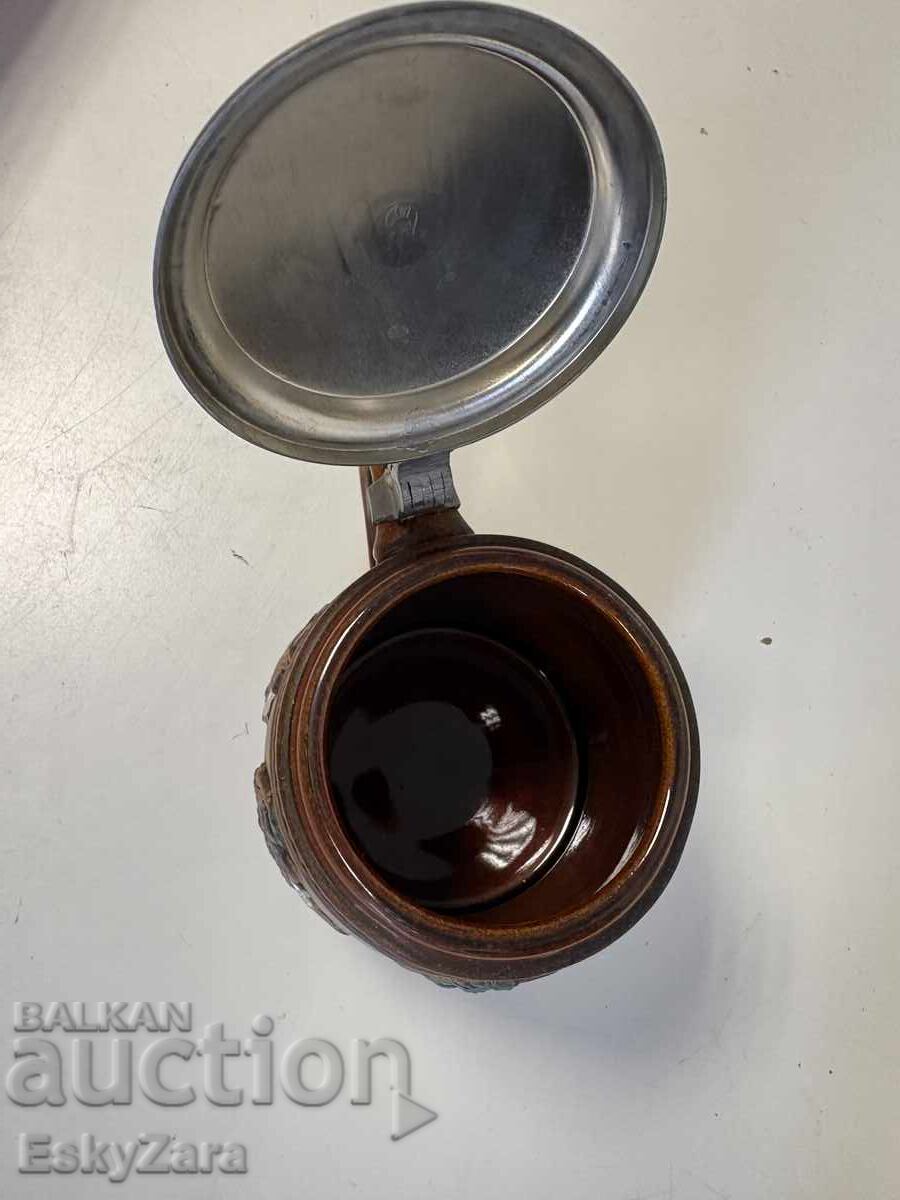 Livrarea Cană tradițională germană din ceramică cu capac Livrarea Cană tradițională germană din ceramică cu capac