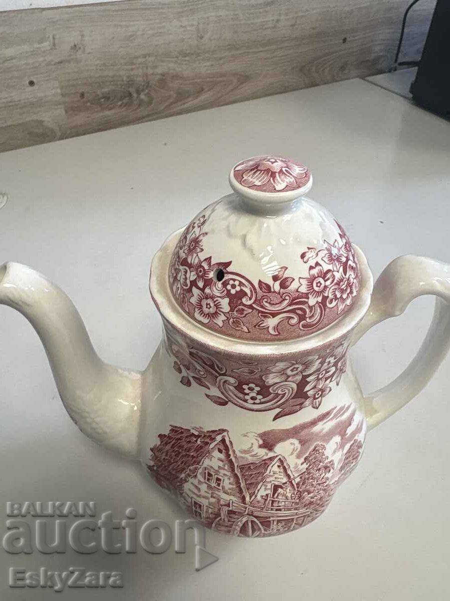 Доставка на винтидж порцеланов чайник Royal Tudor Ware