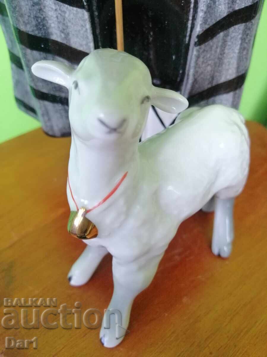 Доставка на Овчар с агне