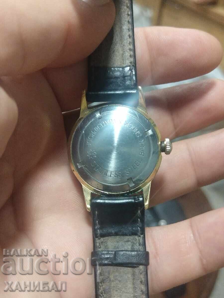 Auction  GOLD-PLATED JUNGHANS WATCH WORKING