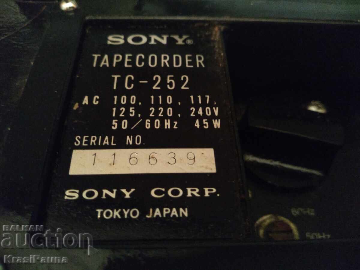 Аукцион Tapecorder ,,SONY ,, TC 252 . Made in Japan.