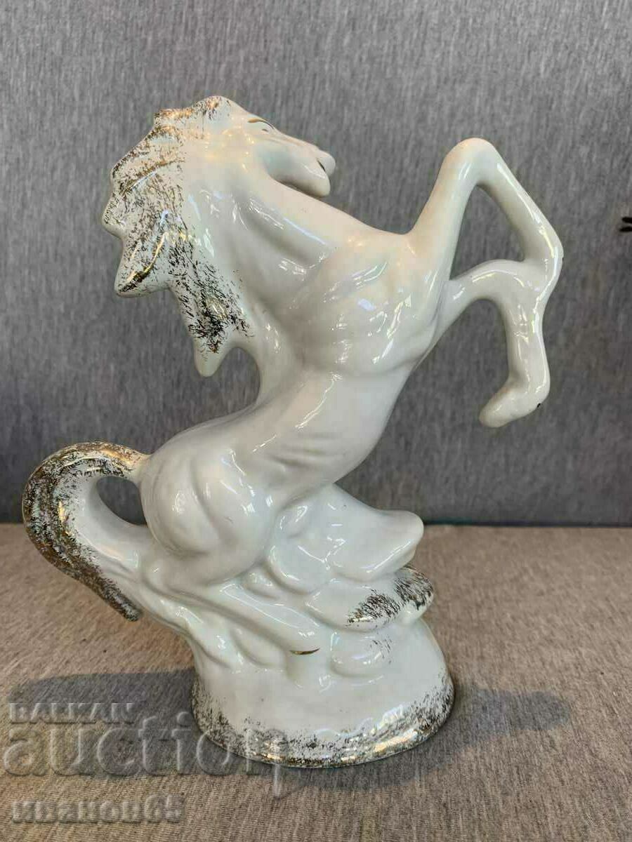 porcelain figure with price € 12.78 | 25.00 BGN porcelain figure with price € 12.78 | 25.00 BGN