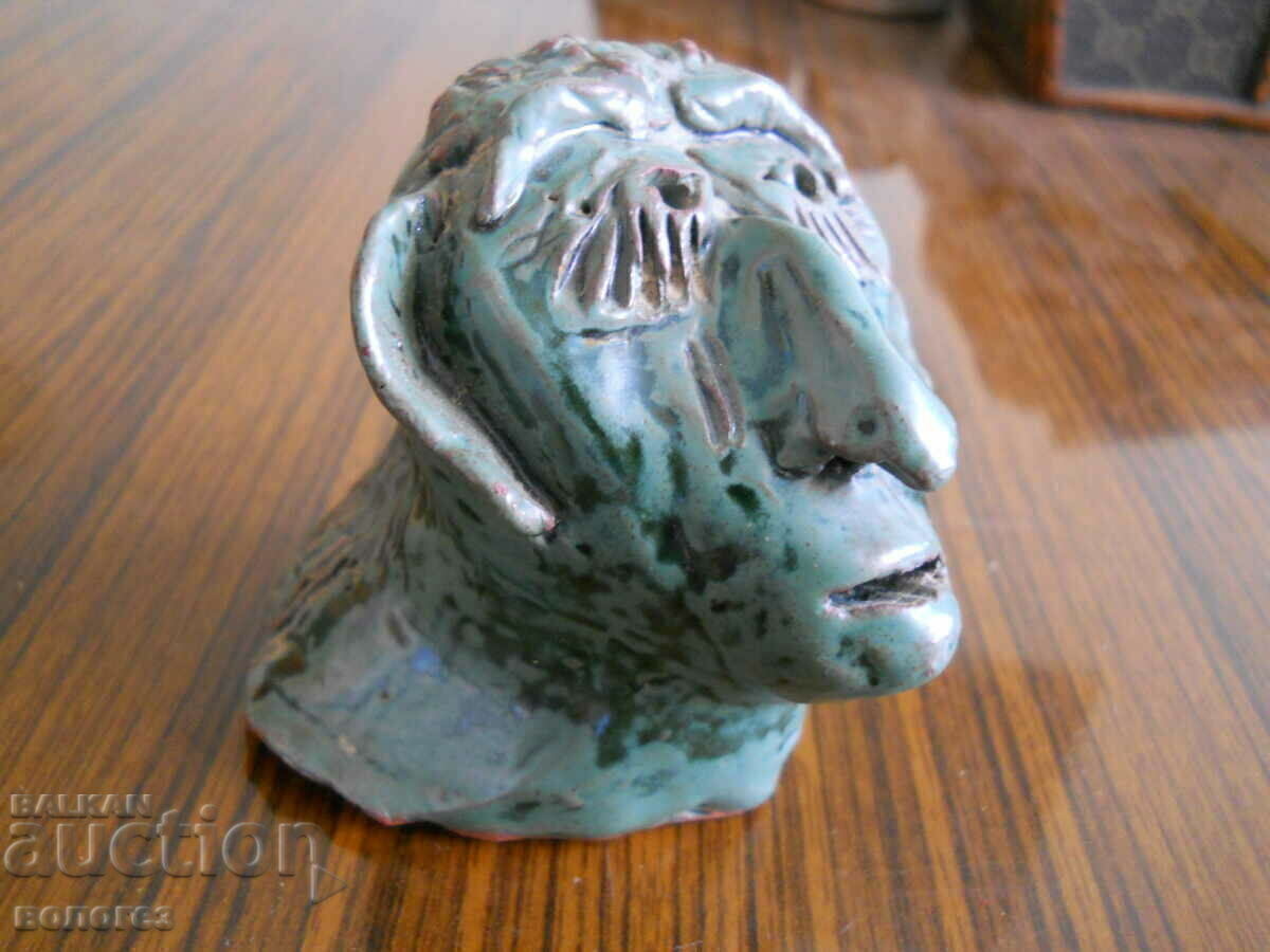 Statuetă ceramică veche în stil "face jug" cu preț € 20.50 | 40.09 BGN
