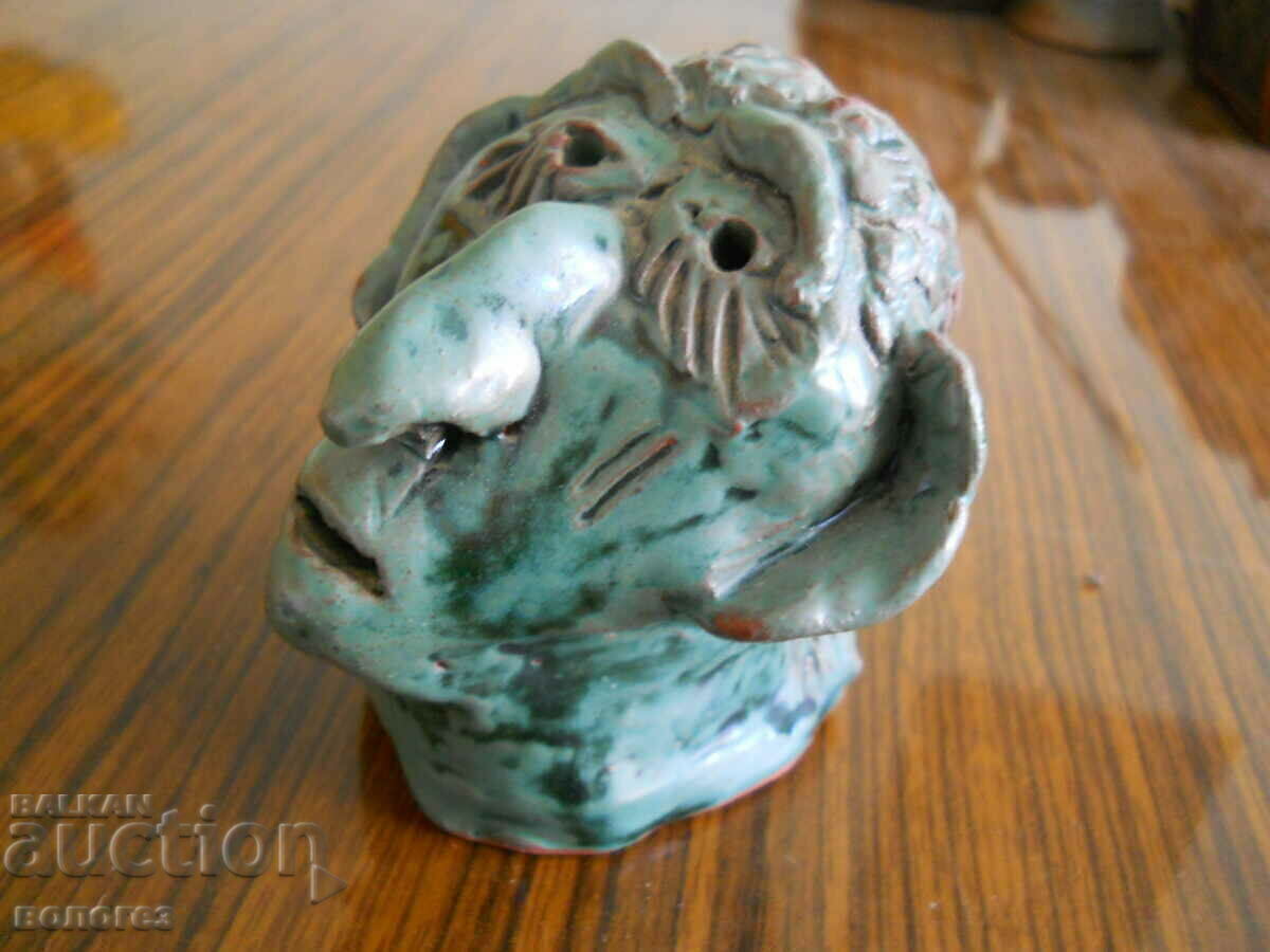 Licitație Statuetă ceramică veche în stil "face jug"