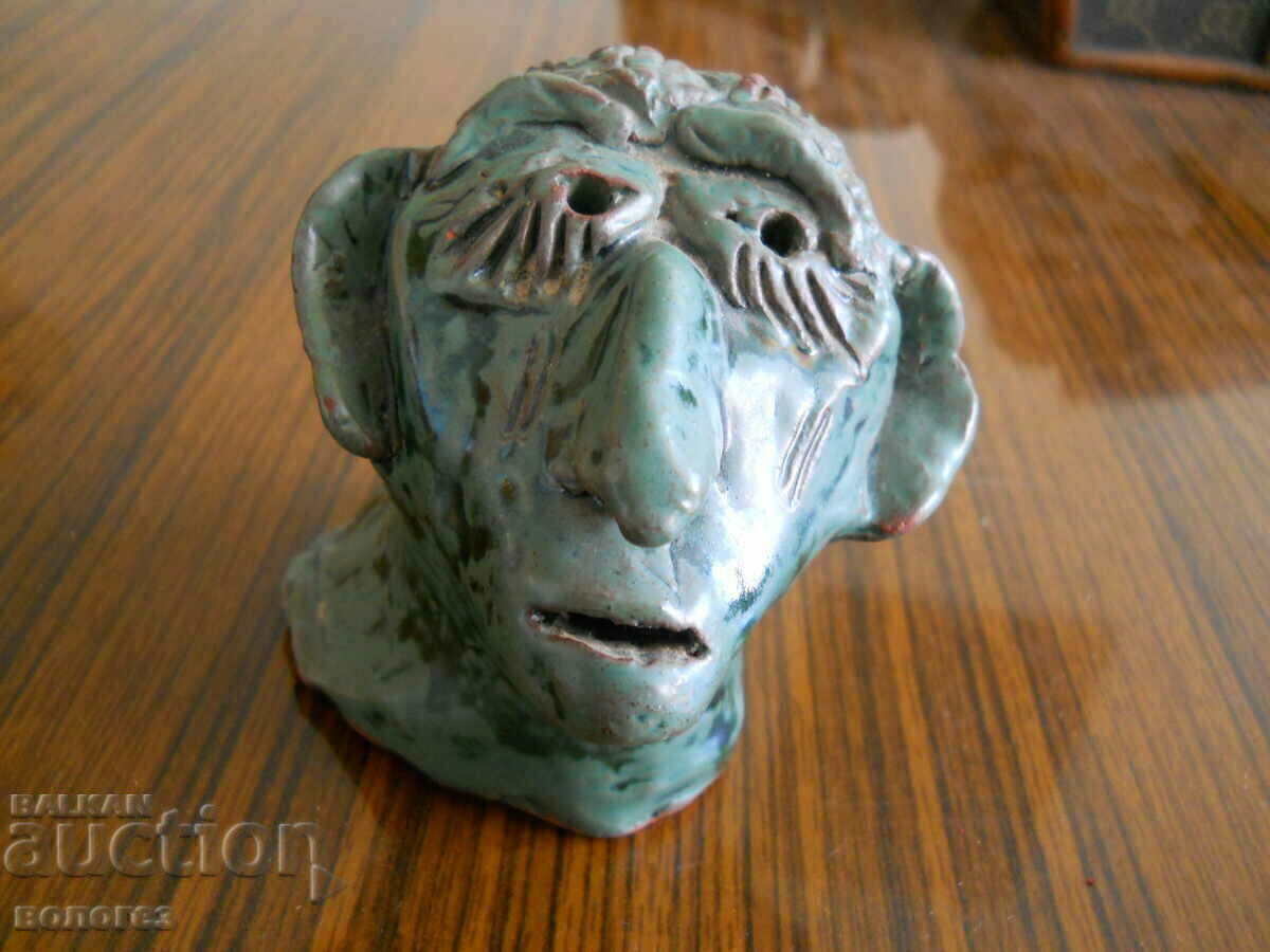 Statuetă ceramică veche în stil "face jug"