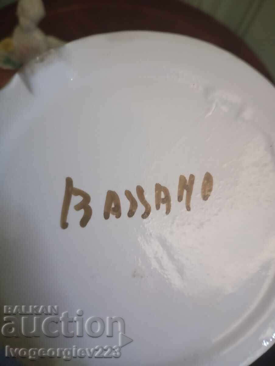 Livrarea Bombonieră ajurată Bassano Livrarea Bombonieră ajurată Bassano