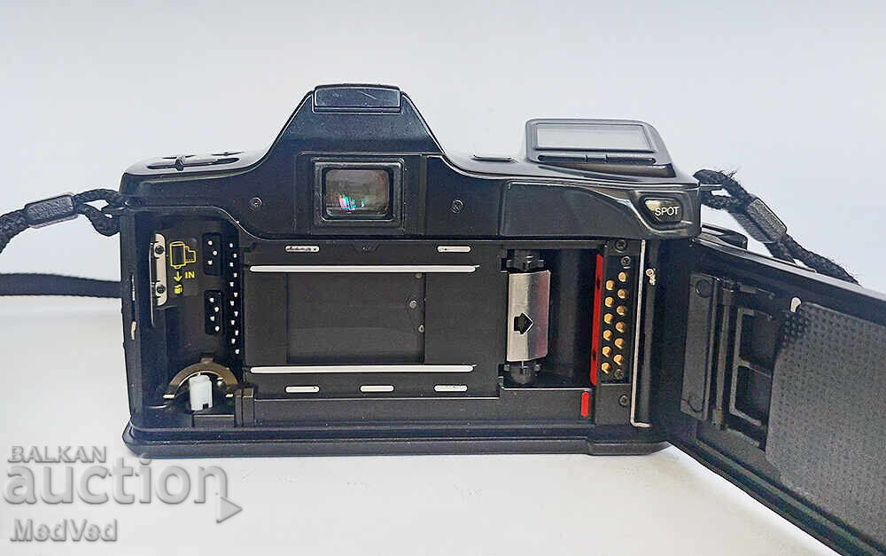 Delivery of MINOLTA DYNAX 7000 i