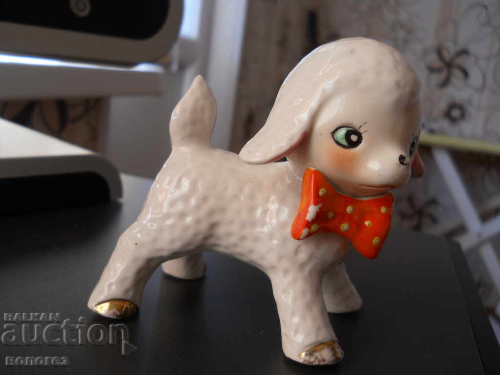Vintage porcelain figurine - poodle