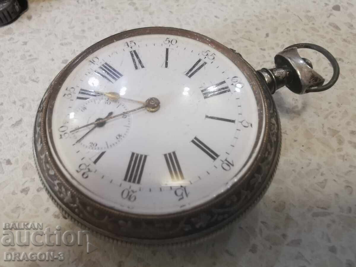 CEAS DE BUZUNAR cu preț € 35.00 | 68.45 BGN