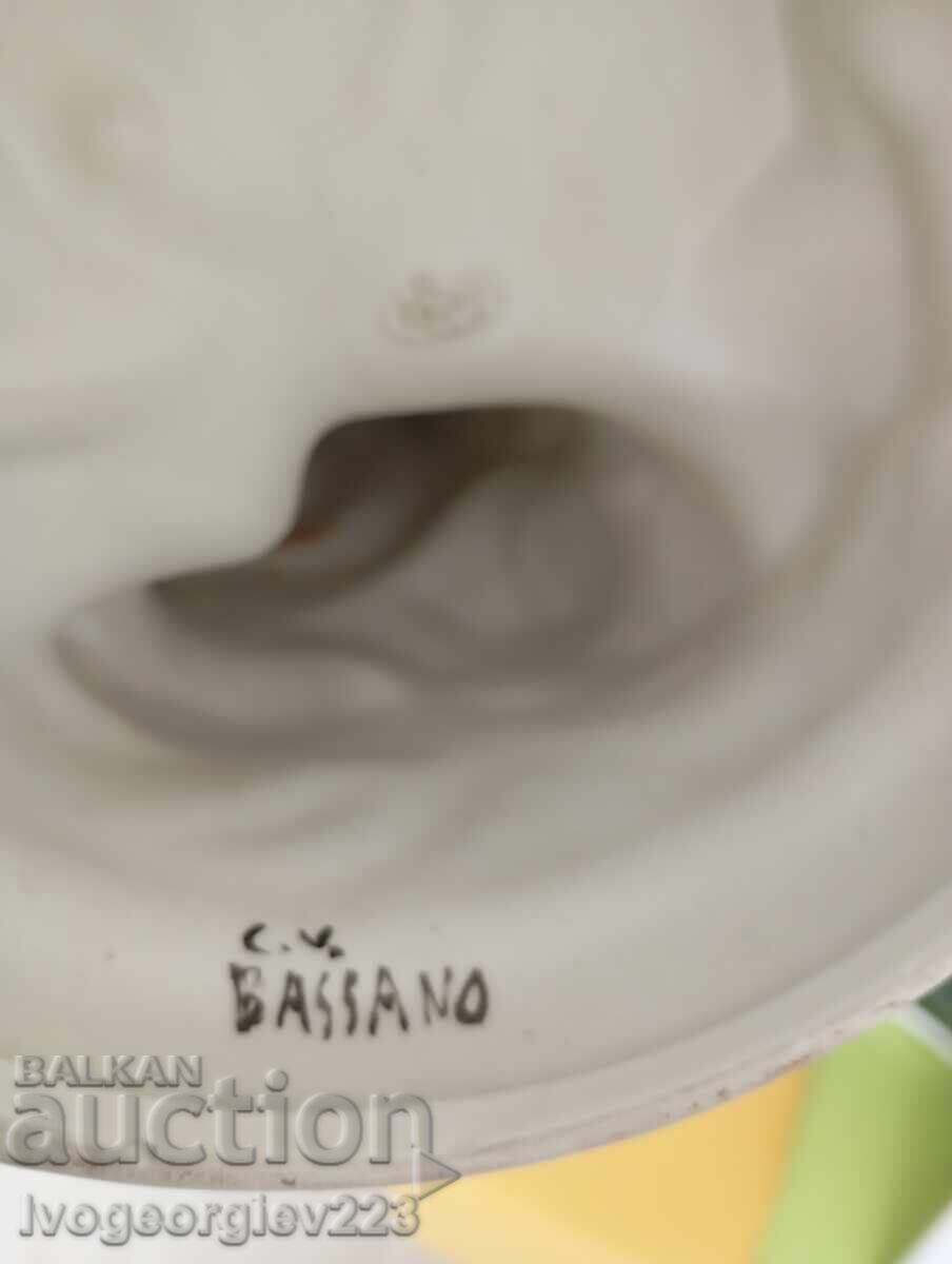 Statuetă veche din porțelan "Bassano" - 5 Statuetă veche din porțelan "Bassano" - 5
