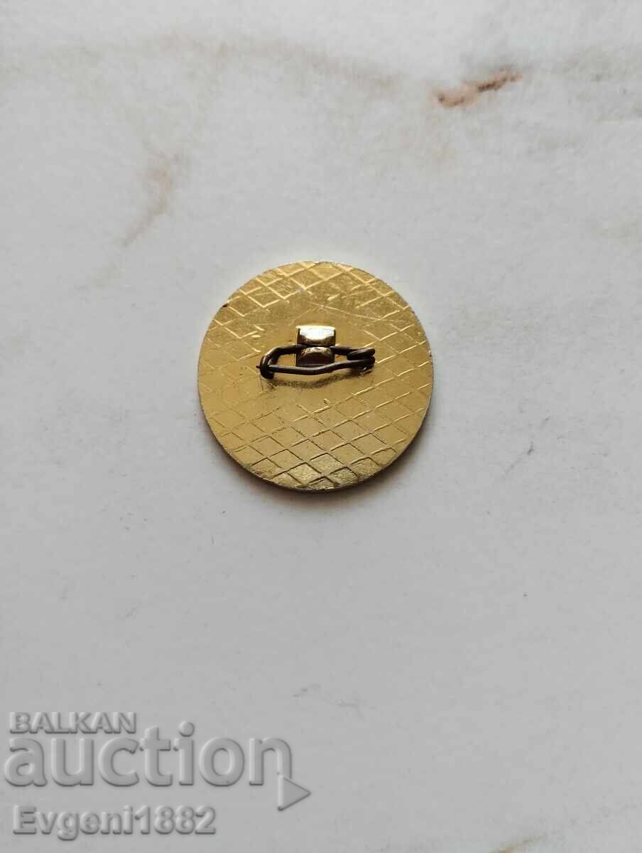 ȚSKA 30 ani - 1978 Insignă veche din metal Fotbal cu preț € 15.00 | 29.34 BGN