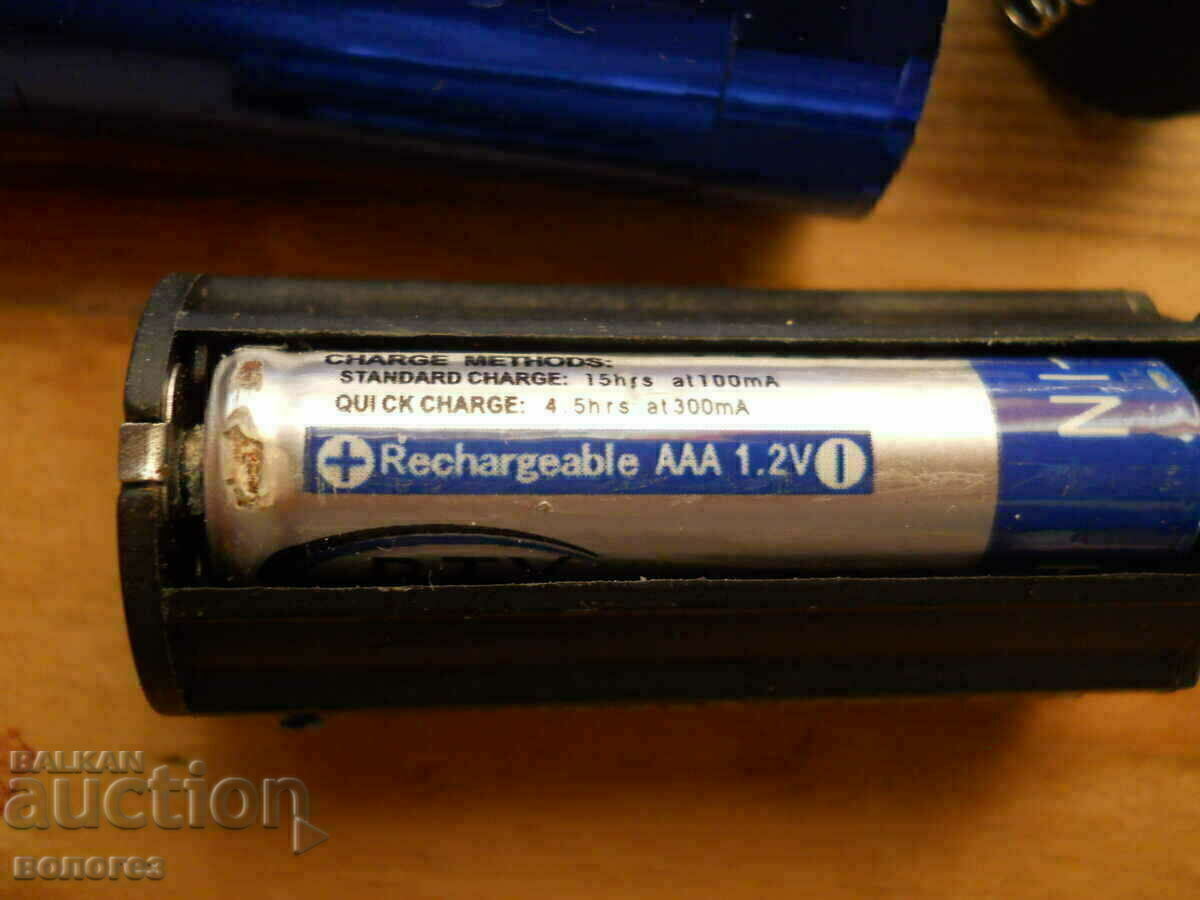 Flashlight with rechargeable batteries - 5