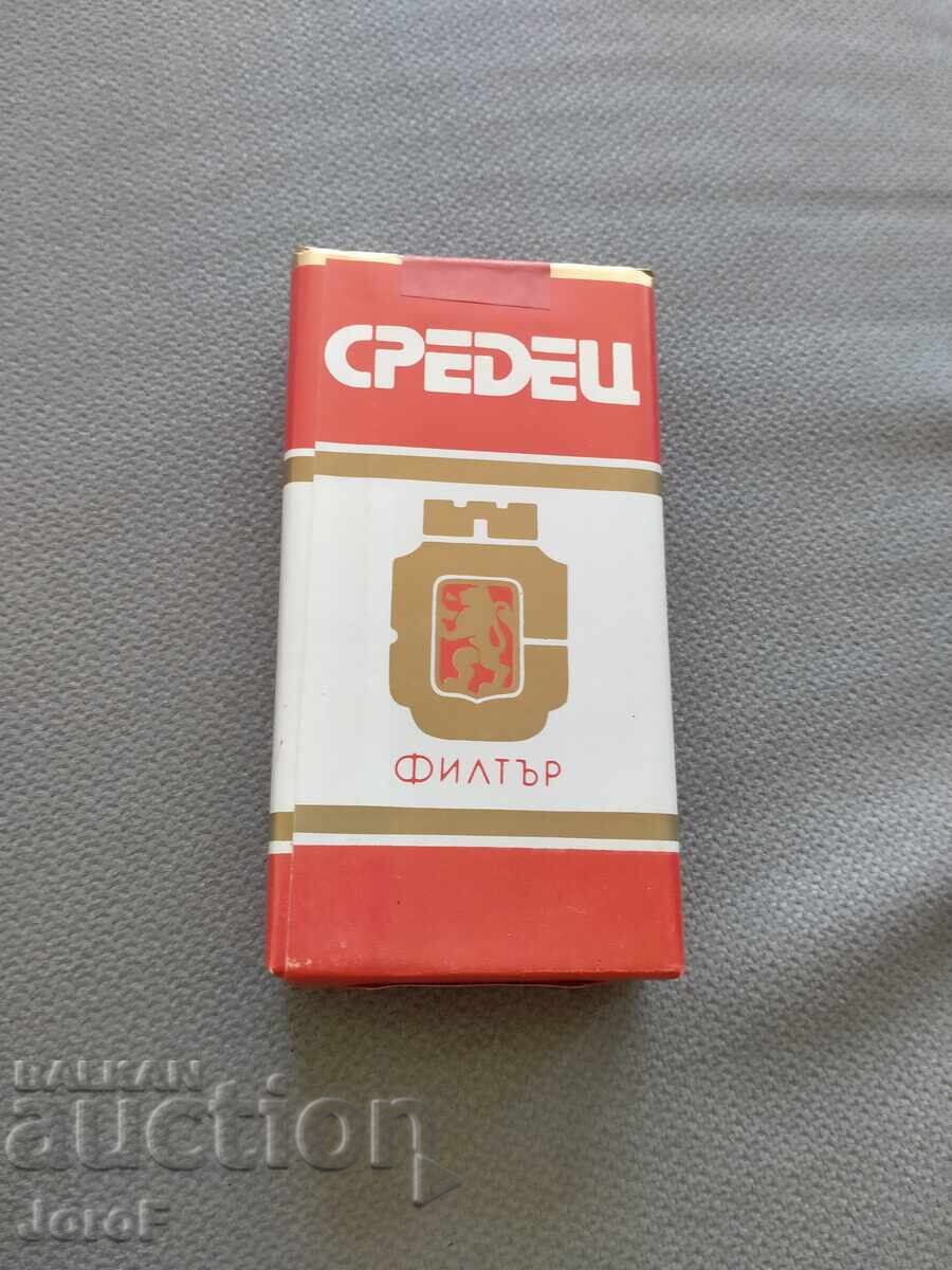 Κόκκινο Σρέντετς ΔΙΑΒΑΣΤΕ ΤΗΝ ΠΕΡΙΓΡΑΦΗ