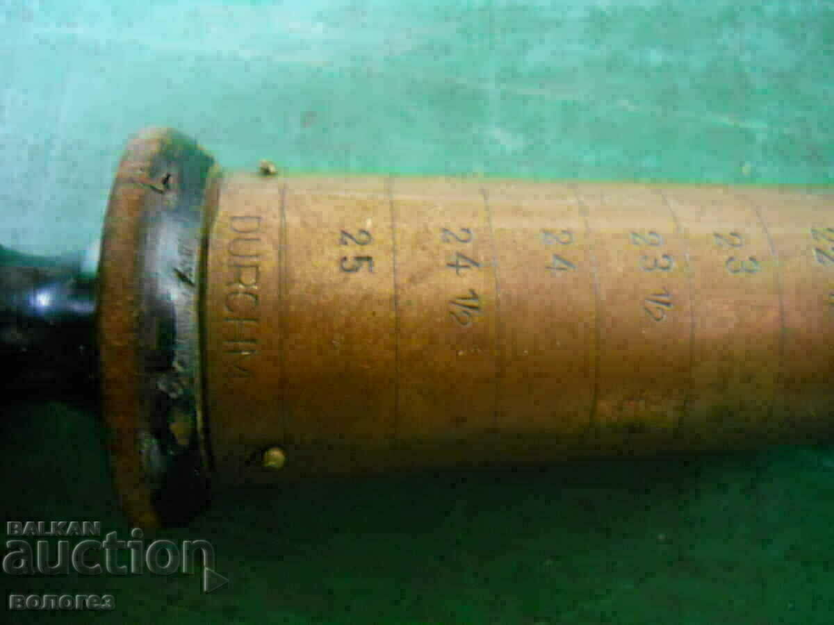 Delivery of Old wooden jewelry ring sizer cone - Germany