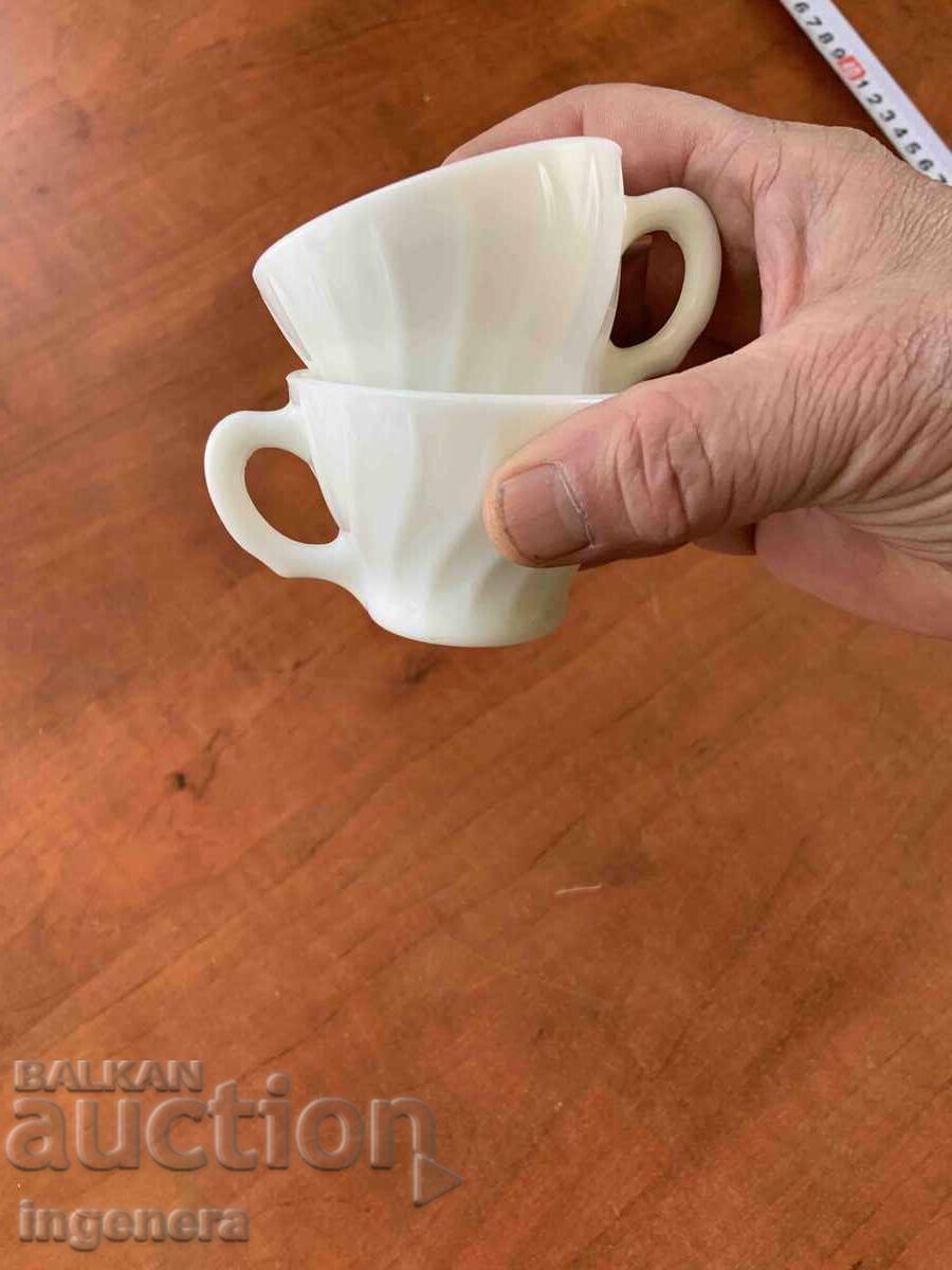 Auction ARCOPAL COFFEE CUP 2 PIECES Auction ARCOPAL COFFEE CUP 2 PIECES