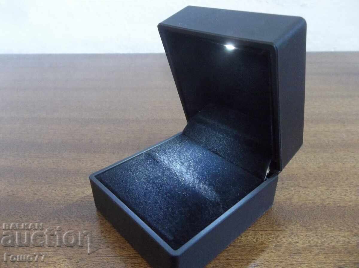Auction  Box