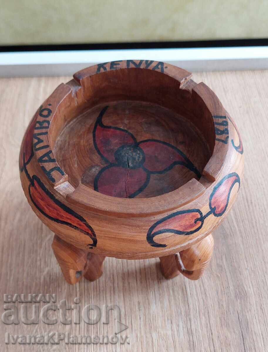 Licitație Sculptură în lemn Africa pentru cunoscători Licitație Sculptură în lemn Africa pentru cunoscători