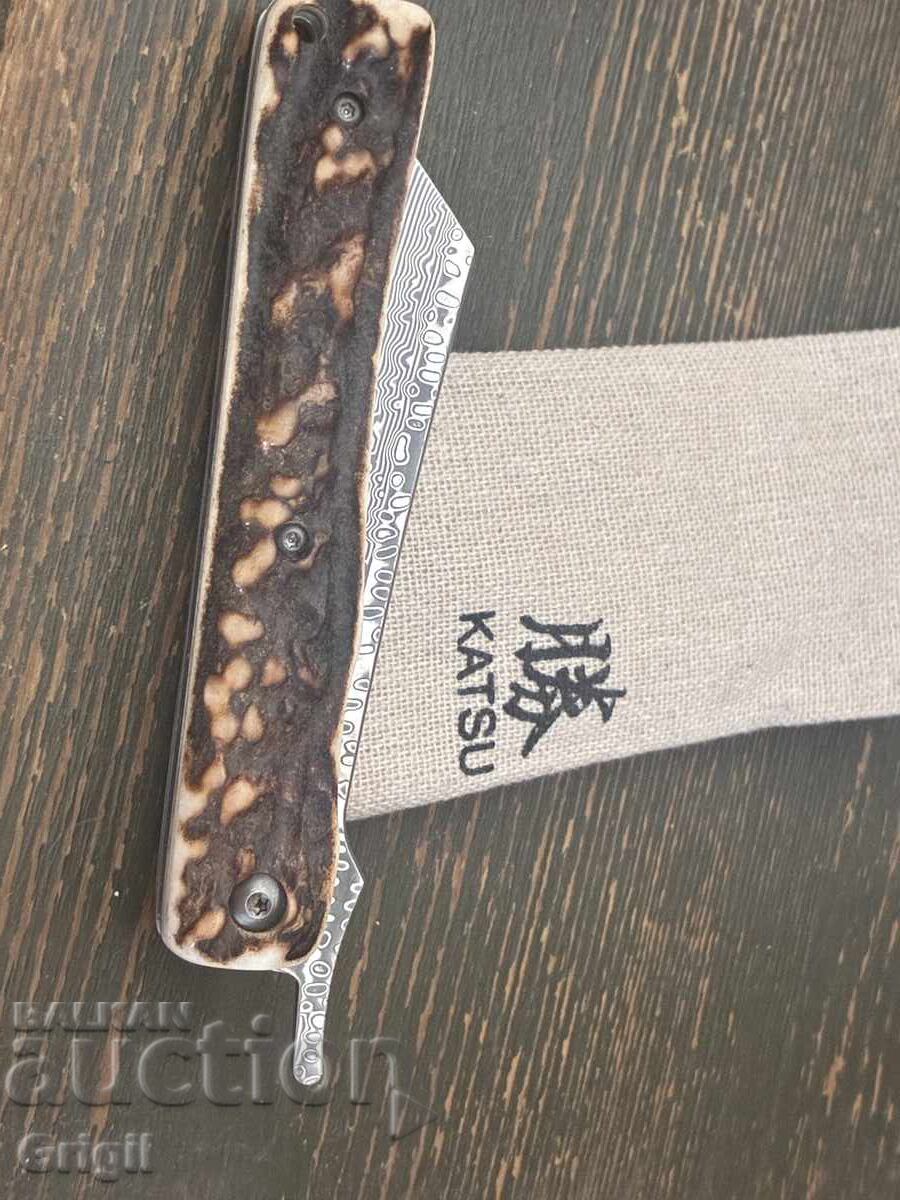 Доставка на Японски джобен сгъваем нож Katsu. Еленов рог , дамаска стома
