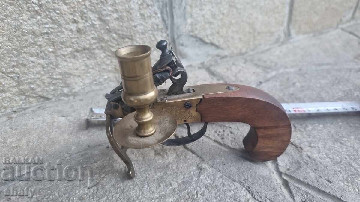 Аукцион Кремъчен пистолет запалка. Уникат.