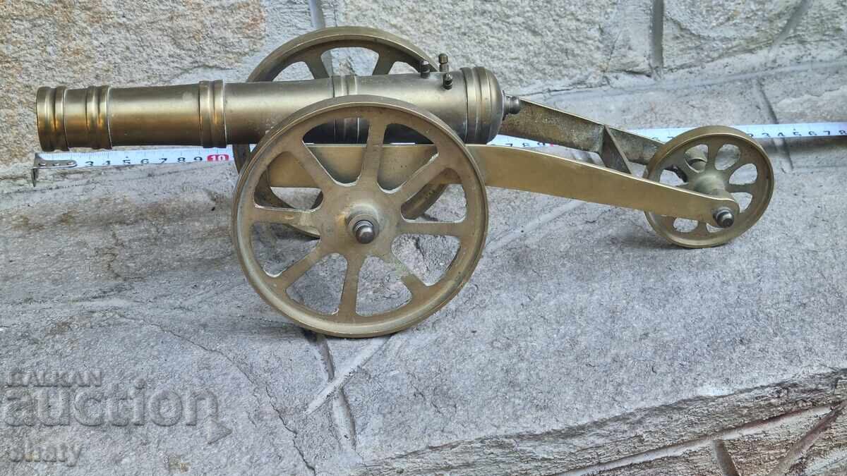 Μεγάλο μπρούτζινο κανόνι. Τόπι με τιμή € 95.00 | 185.80 BGN