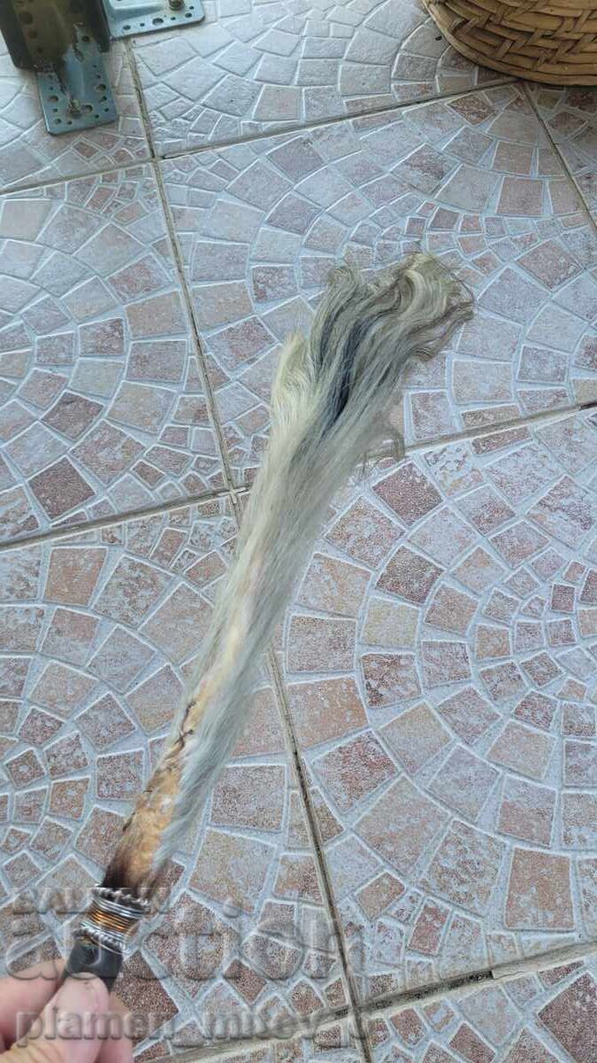 African fly whisk - 7