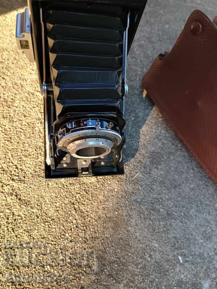 Стар немски фотоапарат. с цена € 55.00 | 107.57 лв.