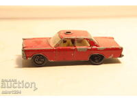 1/64  MATCHBOX  FORD   КОЛИЧКА    МОДЕЛ