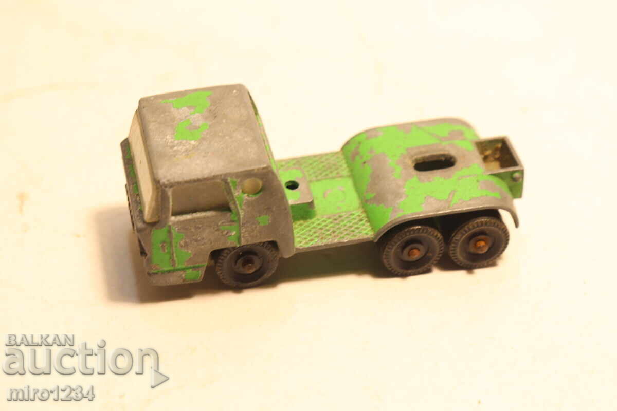 MAJORETTE CAMION MAȘINUȚĂ MODEL cu preț € 0.01 | 0.02 BGN MAJORETTE CAMION MAȘINUȚĂ MODEL cu preț € 0.01 | 0.02 BGN