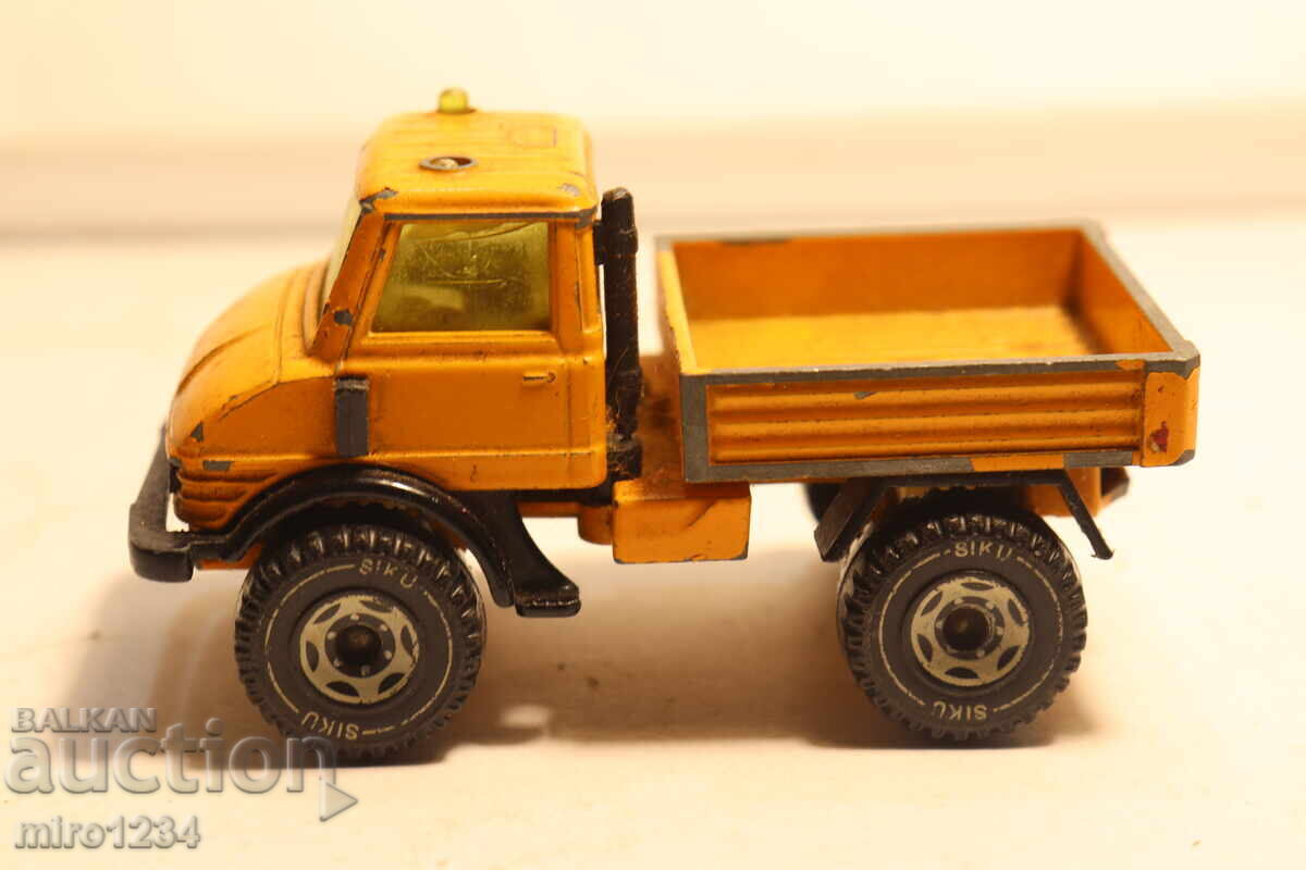 1/50??? SIKU MERCEDES UNIMOG MAȘINUȚĂ MODEL 1/50??? SIKU MERCEDES UNIMOG MAȘINUȚĂ MODEL
